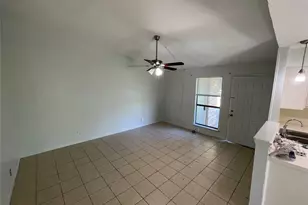 2001 Magnolia Dr, Round Rock, TX 78664 - Photo 2