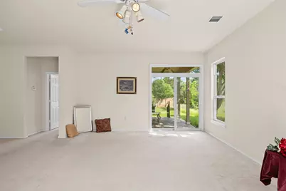 319 Essex Lane, Georgetown, TX 78633 - Photo 20