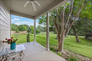 319 Essex Ln, Georgetown, TX 78633 - Photo 2