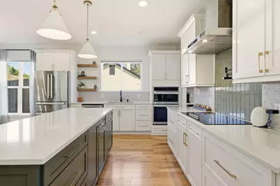 708 Newport Drive, Spicewood, TX 78669 - Photo 8