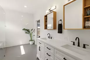 708 Newport Dr, Spicewood, TX 78669 - Photo 20