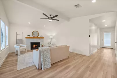 12107 Shropshire Boulevard, Austin, TX 78753 - Photo 6