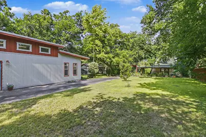 898 Buerger Ln Lane, Seguin, TX 78155 - Photo 34
