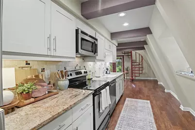 898 Buerger Ln Lane, Seguin, TX 78155 - Photo 6