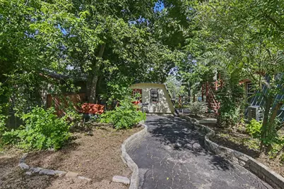 898 Buerger Ln Lane, Seguin, TX 78155 - Photo 22