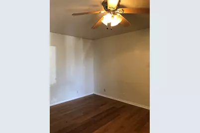 1000 W 26th Street #105, Austin, TX 78705 - Photo 8