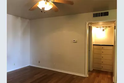 1000 W 26th Street #105, Austin, TX 78705 - Photo 10