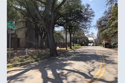 1000 W 26th Street #105, Austin, TX 78705 - Photo 16