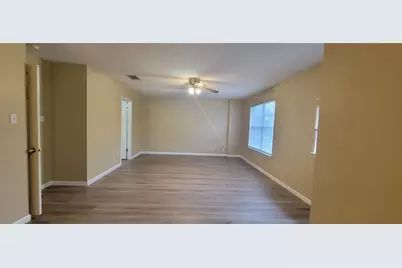 618 Elizabeth Lane, Bastrop, TX 78602 - Photo 8