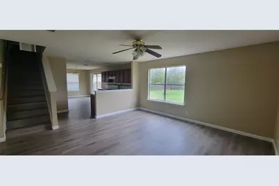 618 Elizabeth Lane, Bastrop, TX 78602 - Photo 6