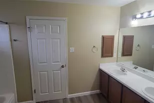 618 Elizabeth Ln, Bastrop, TX 78602 - Photo 12