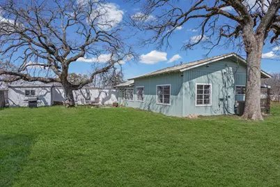 1418 Kingshill Drive, Granite Shoals, TX 78654 - Photo 22