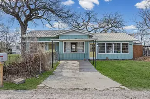 1418 Kingshill Dr, Granite Shoals, TX 78654 - Photo 1