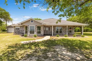 2460 State Hwy 95 Hwy N, Moulton, TX 77975 - Photo 1