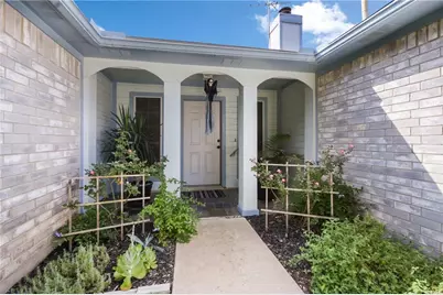 1252 Lacey Oak Loop, Round Rock, TX 78681 - Photo 4