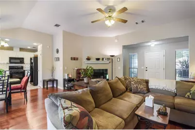 1252 Lacey Oak Loop, Round Rock, TX 78681 - Photo 14