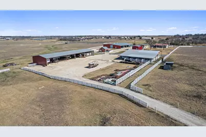 5300 County Road 424, Taylor, TX 76574 - Photo 38