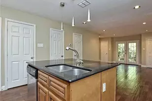 1911 Lightsey Rd, Austin, TX 78704 - Photo 6