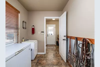 1801 County Road 470, Coupland, TX 78615 - Photo 24