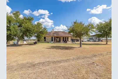1801 County Road 470, Coupland, TX 78615 - Photo 30