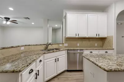 1013 Sussex Way, Round Rock, TX 78665 - Photo 12