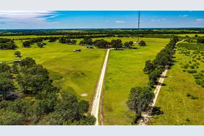 2234 County Road 434 Loop, Rockdale, TX 76567 - Photo 2
