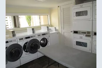 1818 S Lakeshore Boulevard #36, Austin, TX 78741 - Photo 22