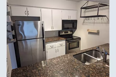 1818 S Lakeshore Boulevard #36, Austin, TX 78741 - Photo 4