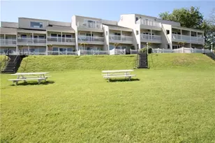1818 S Lakeshore Blvd, Austin, TX 78741 - Photo 30