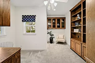 22 Hedgebrook Way, The Hills, TX 78738 - Photo 18