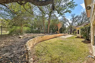 22 Hedgebrook Way, The Hills, TX 78738 - Photo 40