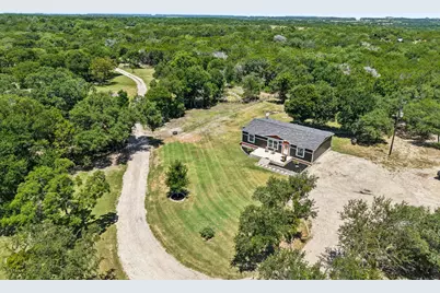 9240 County Road 272, Bertram, TX 78605 - Photo 22