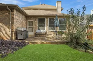5116 Scottish Thistle Dr, Austin, TX 78739 - Photo 32