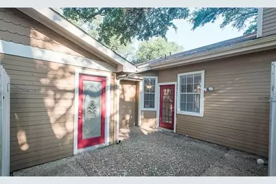 6501 Brush Country Road #102, Austin, TX 78749 - Photo 2
