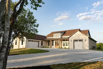 249 Moccasin Canyon, Cedar Creek, TX 78612 - Photo 2