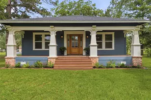 302 Hill St, Smithville, TX 78957 - Photo 2