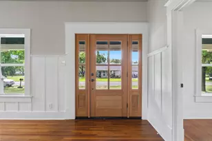 302 Hill St, Smithville, TX 78957 - Photo 6