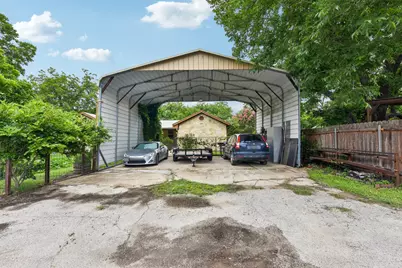 205 N Avenue E, Elgin, TX 78621 - Photo 30