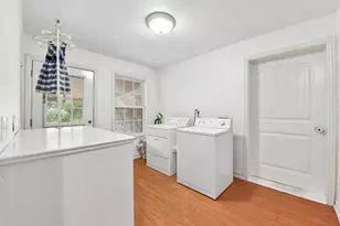 205 N Ave E, Elgin, TX 78621 - Photo 24