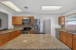 1205 Apollo Cir, Round Rock, TX 78664 - Photo 20