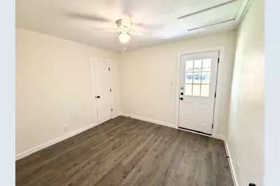 6809 Bitteroot Trail, Austin, TX 78744 - Photo 12