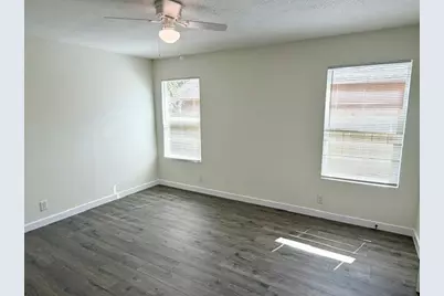 6809 Bitteroot Trail, Austin, TX 78744 - Photo 6