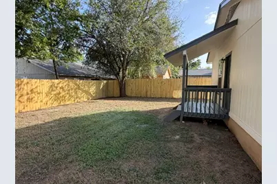 6809 Bitteroot Trail, Austin, TX 78744 - Photo 8