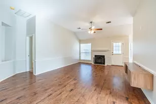 304 Mesa Verde St, Cedar Park, TX 78613 - Photo 2