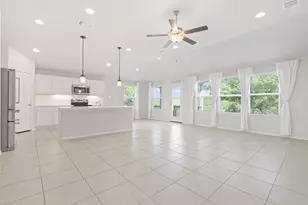 8017 Flintlock Cir, Lago Vista, TX 78645 - Photo 6