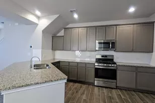 196 Martha Ln, Kyle, TX 78640 - Photo 8