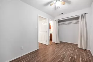 2500 Burleson Rd, Austin, TX 78741 - Photo 10