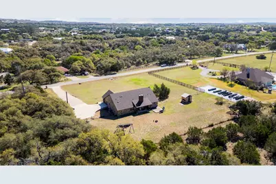 463 Beauchamp Road, Dripping Springs, TX 78620 - Photo 2