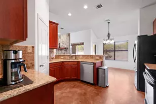 463 Beauchamp Rd, Dripping Springs, TX 78620 - Photo 18