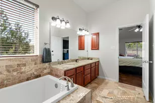 463 Beauchamp Rd, Dripping Springs, TX 78620 - Photo 8
